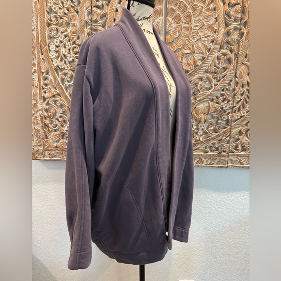 Athleta Lavender Oversized Sweatshirt Cardigan- size small/medium - Picture 3 of 6